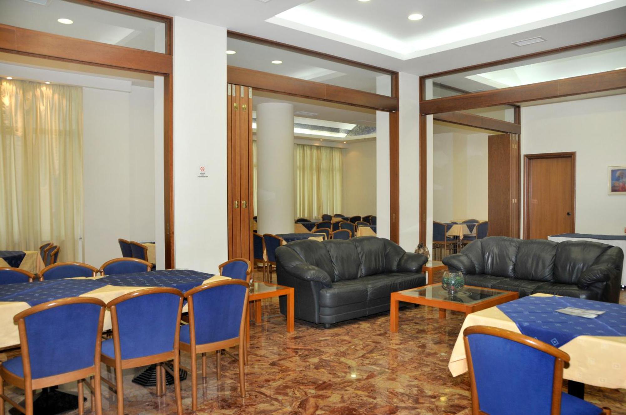 Hotel Elena Lamia Exterior photo